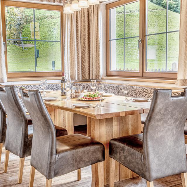 Chalets Hotter vanaf € 1106,00!