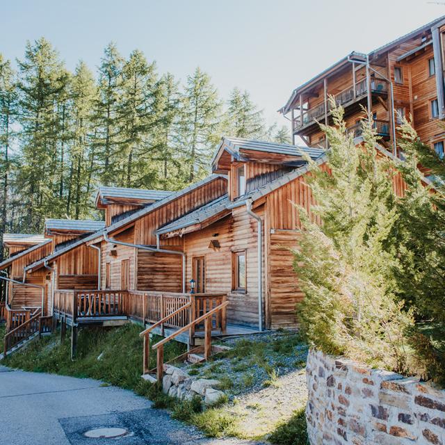 Chalets & Résidence Les Logis D'Orres vanaf € 366,00!