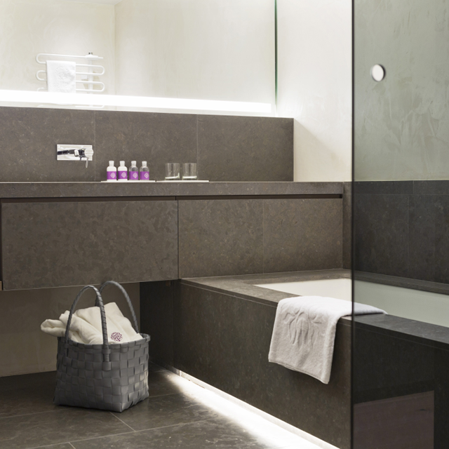 Elisabeth Hotel   Adults Only vanaf € 1341,00!