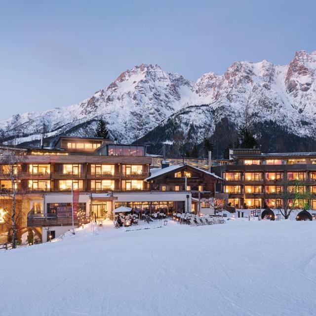 Forsthofalm Holzhotel vanaf &euro; 1784,-'!