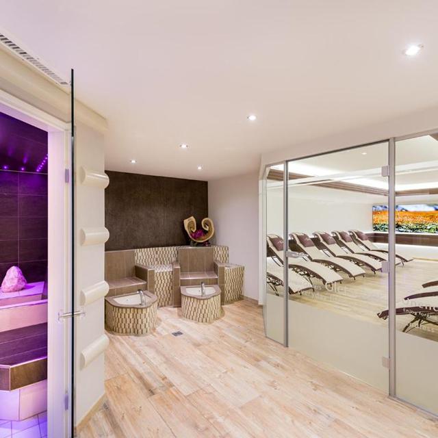 Hotel Alpenland vanaf € 1430,00!