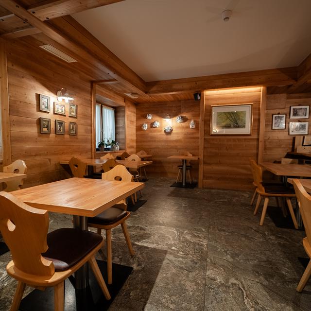 Hotel Ariston   Halfpension vanaf €,-!