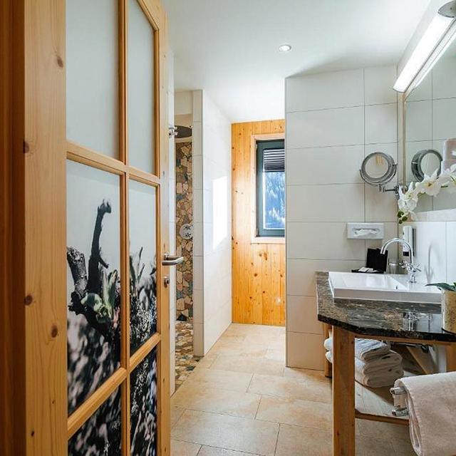 Hotel Beverly Hills vanaf € 1126,00!