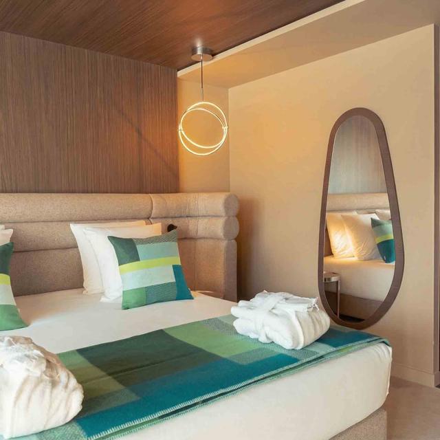 Hotel Fahrenheit Seven Les Menuires vanaf € 1601,00!