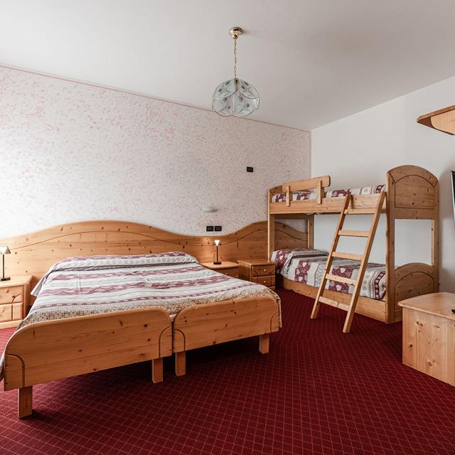 Hotel Job vanaf € 750,00!
