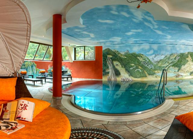 Hotel Kristall   Adults Only vanaf €1434,00!
