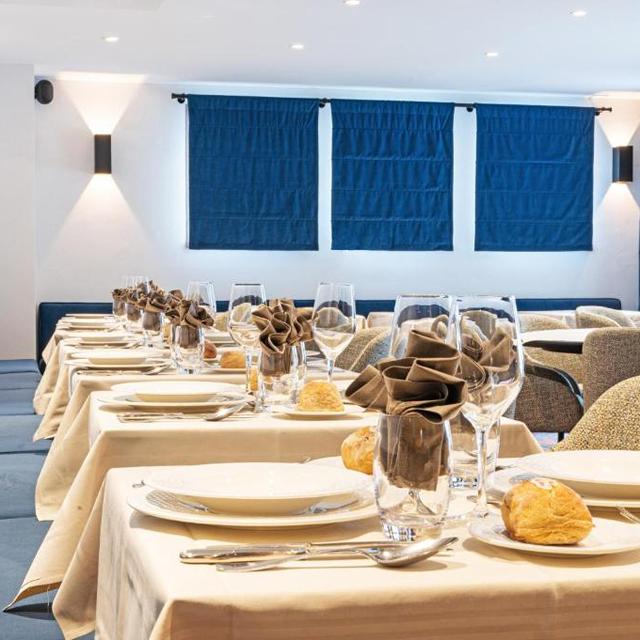 Hotel L'Aigle Du Montana vanaf € 1427,00!