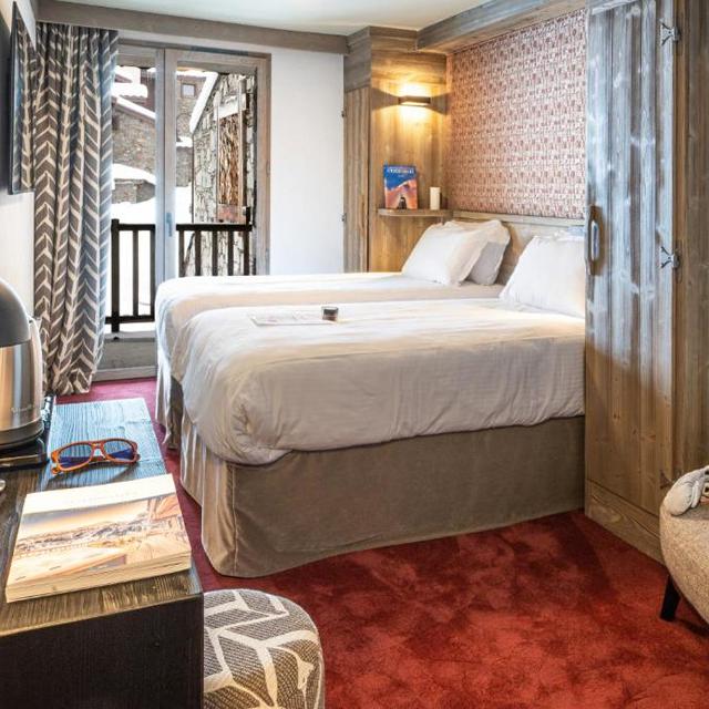 Hotel L'Aigle Du Montana vanaf € 1238,00!