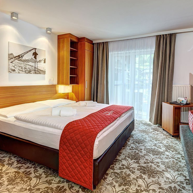 Hotel Maria Alm   Halfpension vanaf 1122,-!