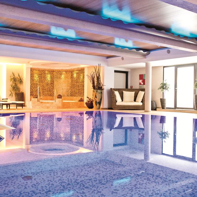 Hotel Neuhaus Halfpension vanaf 1438,-!