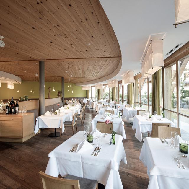 Hotel Seiser Alm Urthaler vanaf 1970,-!