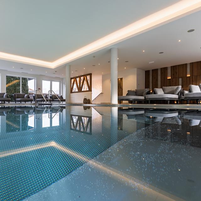 Hotel Vier Jahreszeiten vanaf €1183,00!