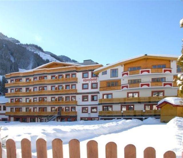 JUFA Alpenhotel Saalbach vanaf &euro; 450,-'!