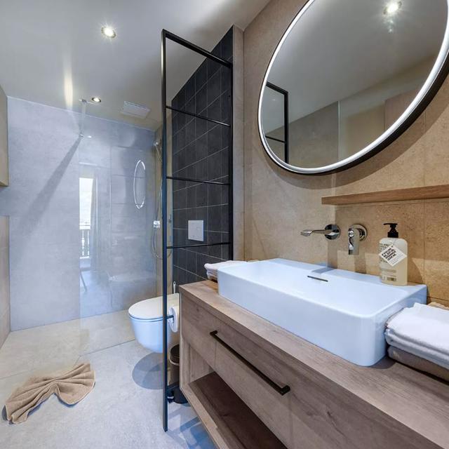 People's Hotel vanaf 484,-!