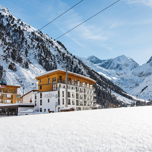 Vakantie naar DAS VIER   Sport  & Wellnesshotel in St. Leonhard in Oostenrijk